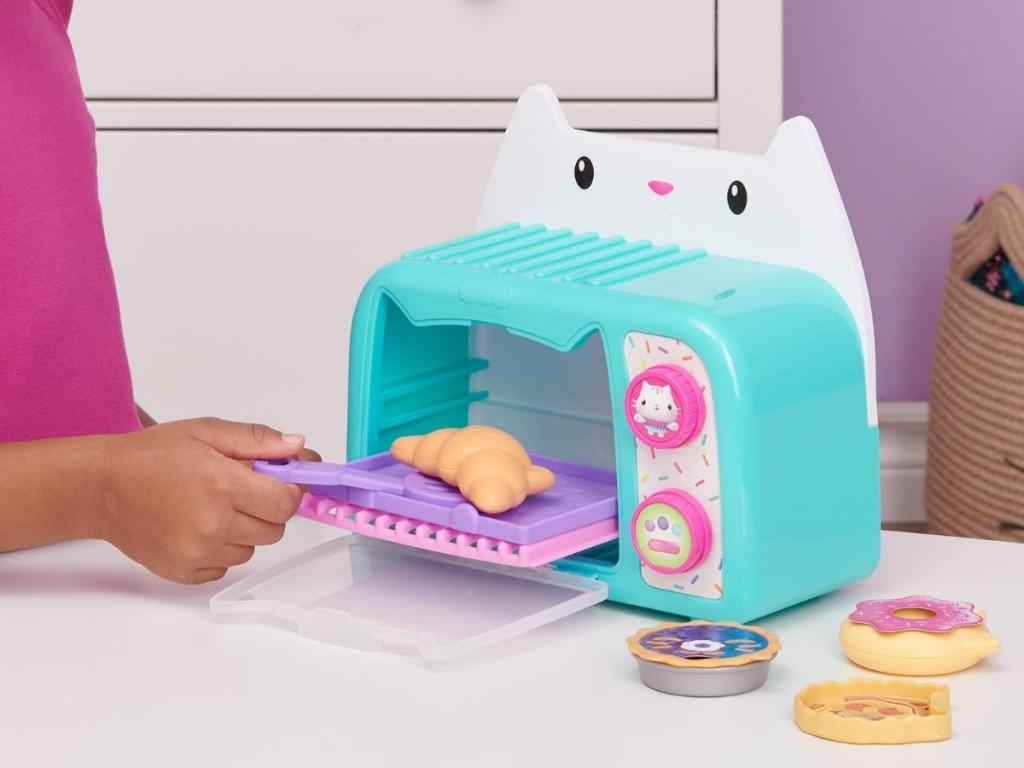 Gabby's Dollhouse Bakey with Cakey Oven Playset