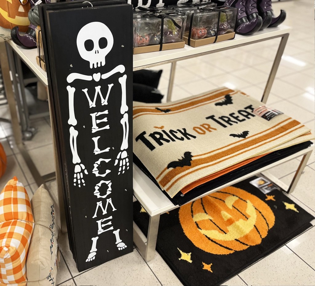halloween welcome sign and rugs at kohls