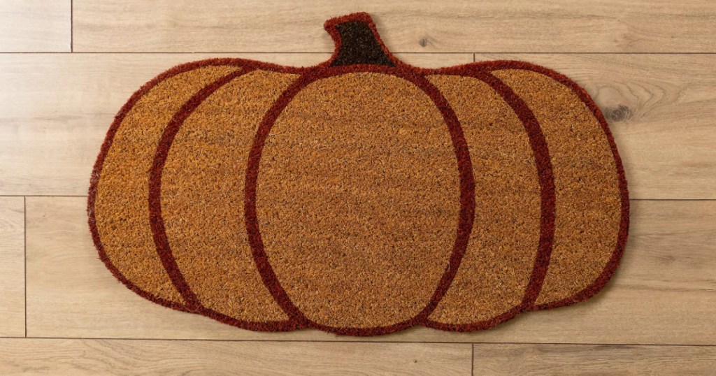 pumpkin-shaped doormat