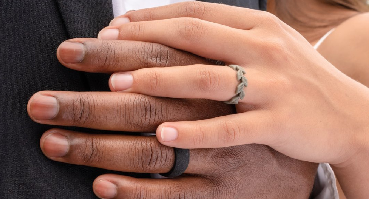 QALO Silicone Rings from $7 | Flexible, Lightweight & Ultra ...