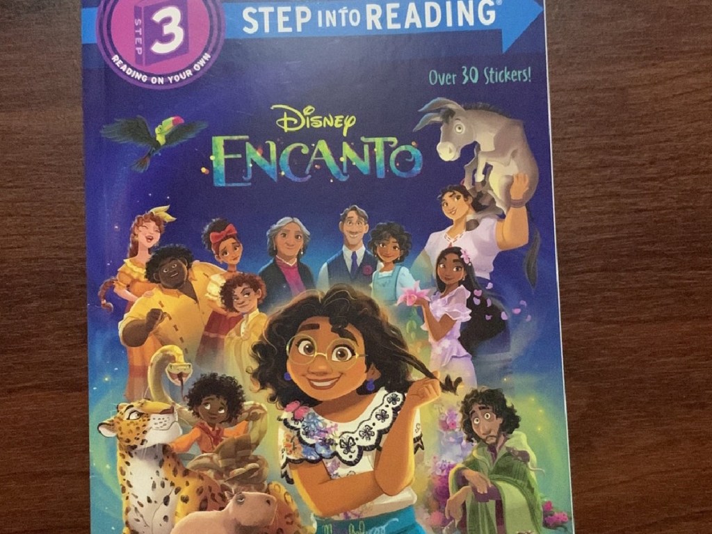 Step Into Reading Mirabel's Discovery (Disney Encanto)