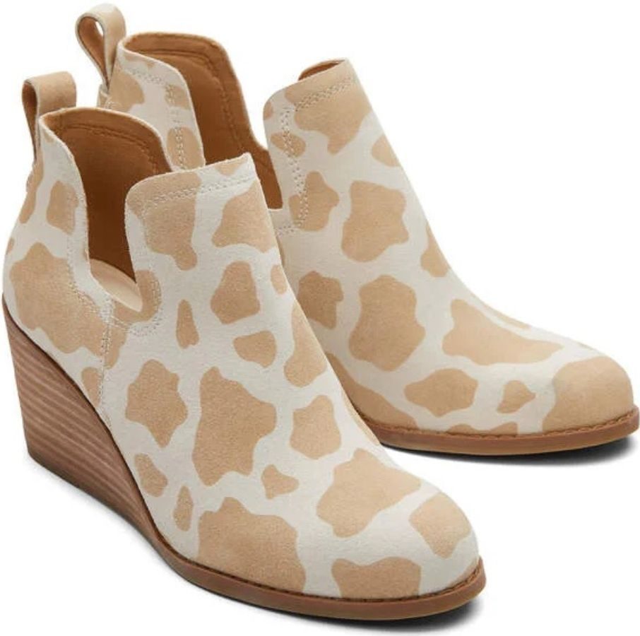 This TOMS Promo Code Ends Today Get 50 Off Boots & More!