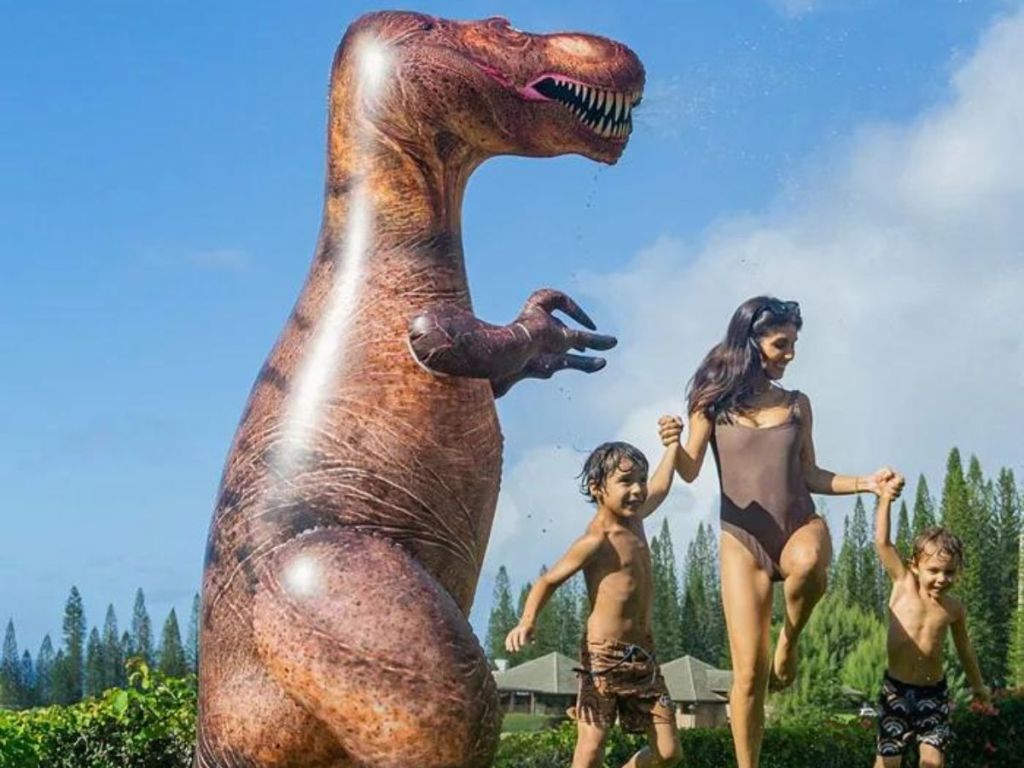 giant inflatbale trex sprinkler