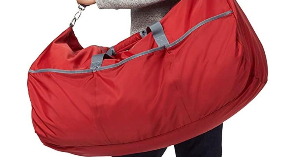 Amazon Basics Large Duffel Bag in Red