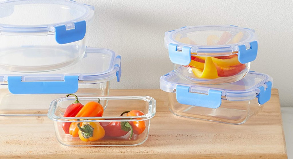 Amazon Basics Glass Food Storage Container with BPA-Free Locking Lid