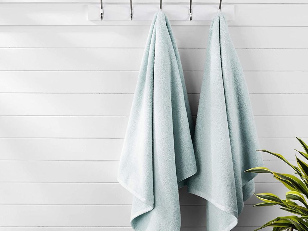 Amazon Basics Towels 