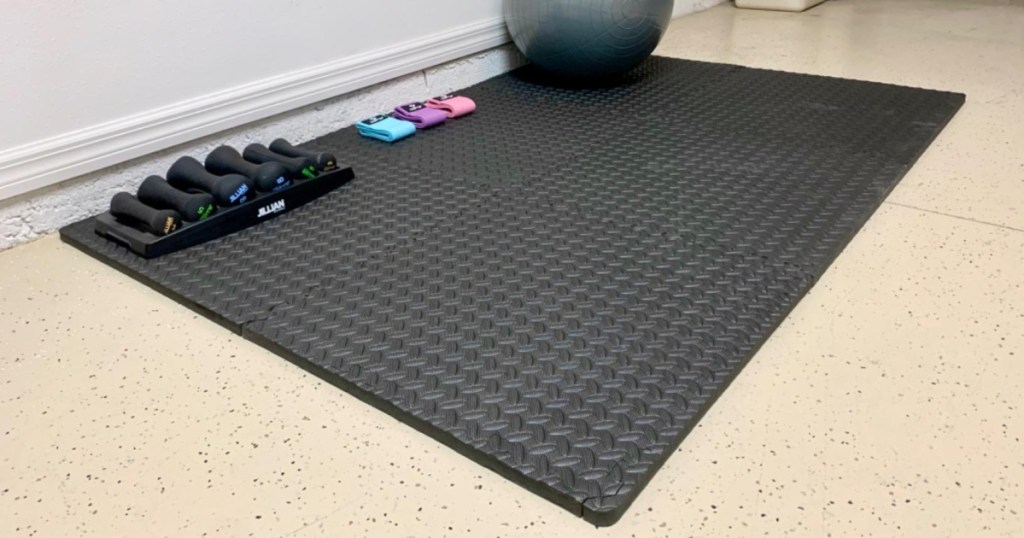 exercise mat with weights and balance ball