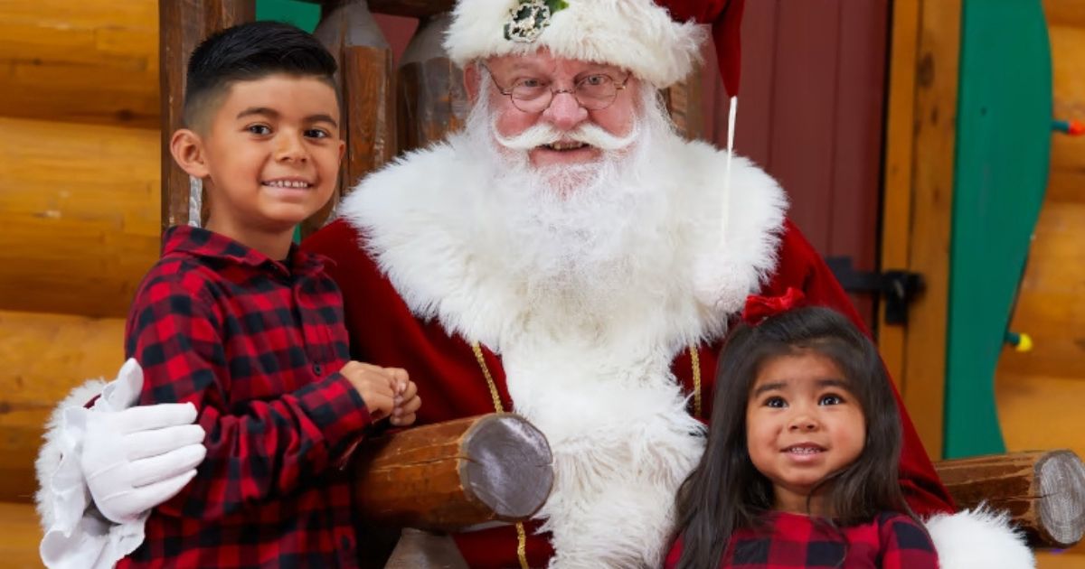 Get a Free Photo with Santa at Cabela's & Bass Pro Shops Reserve Your