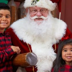 Get a Free Photo with Santa at Cabela’s & Bass Pro Shops | Reserve Your Spot Now!