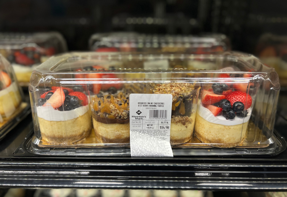 Best Seasonal Treats From Sam's Club Bakery (+ One To Skip)