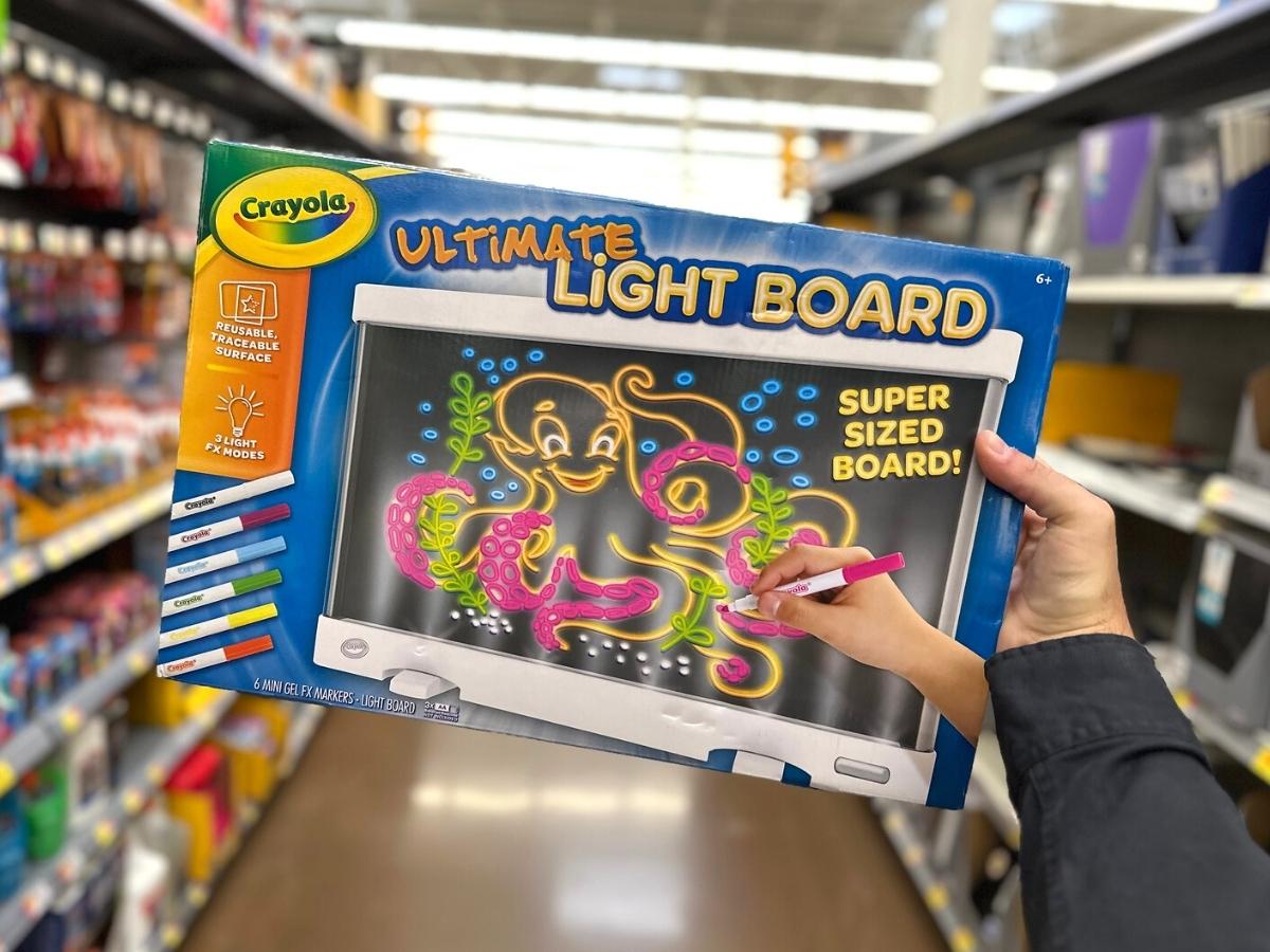 NEW Crayola Ultimate Light Board
