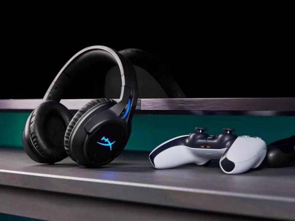 HyperX Cloud Flight Wireless Gaming Headset for PlayStation 4/5