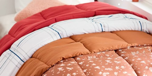 Kohl’s Down Alternative Comforters from $20 (Regularly $55) | Reversible & Plush Styles Available
