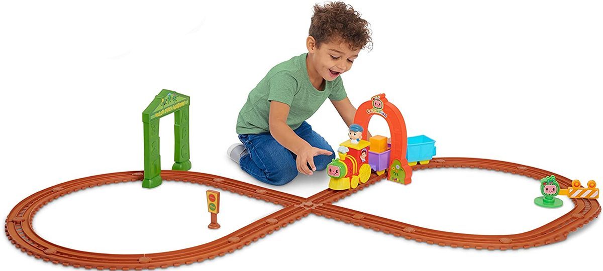 cocomelon-music-train-2-e1698367555510 قطار CoComelon الموسيقي فقط 6.54 دولارًا على أمازون (33 دولارًا عاديًا)