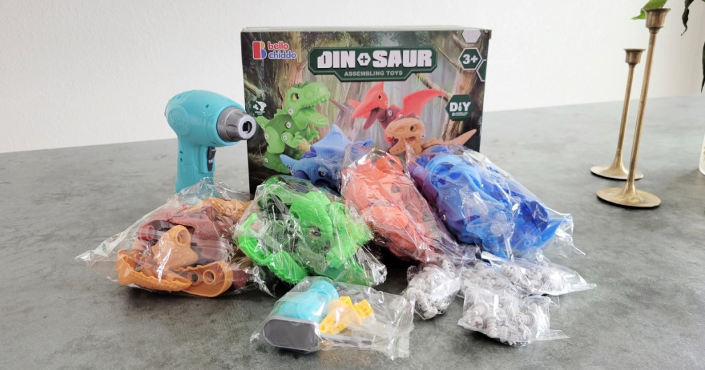 dinosaur toy set
