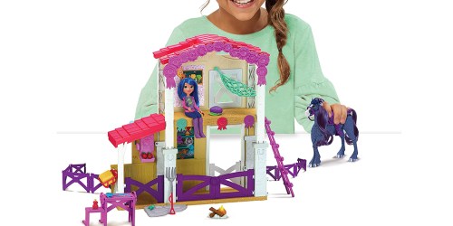 Winner’s Stable Camp Clover Barn 33-Piece Playset Just $8.40 on Amazon | Comes w/ Doll & Horse!