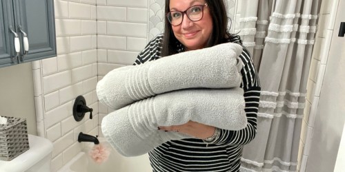 Team-Fave Simply Vera Wang Towels from $8.99 (Regularly $26) + Free Shipping for Select Kohl’s Cardholders