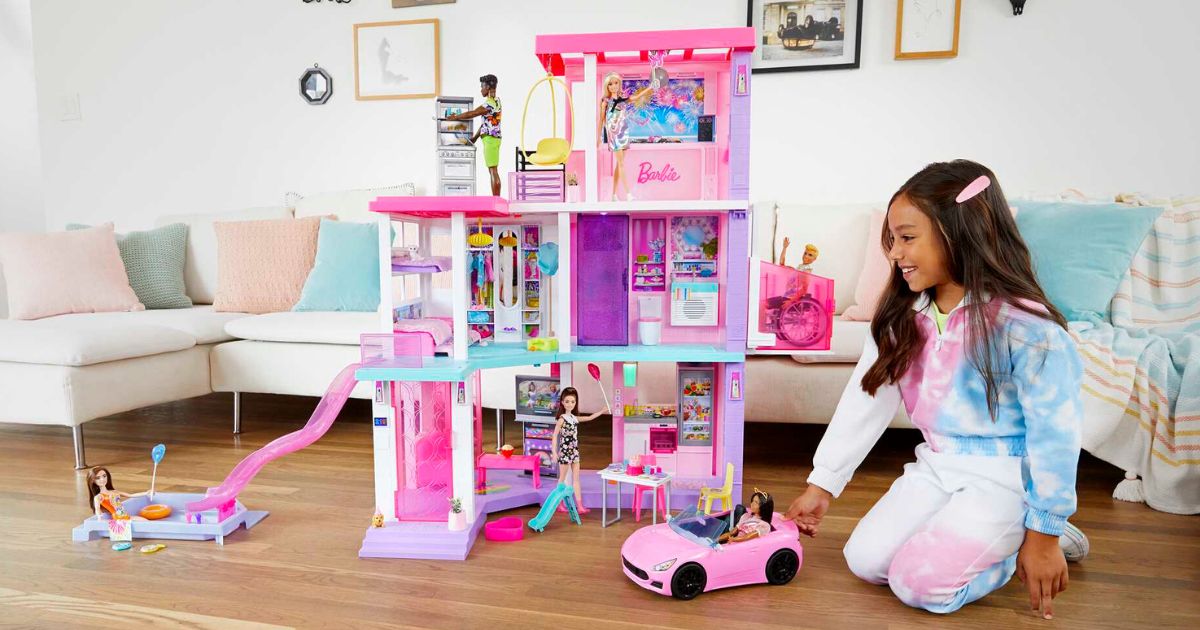 slap af Melbourne skyskraber Barbie Dreamhouse $125 Shipped on Walmart.com (Regularly $275) | Includes  Dolls, Convertible, & Accessories | Hip2Save