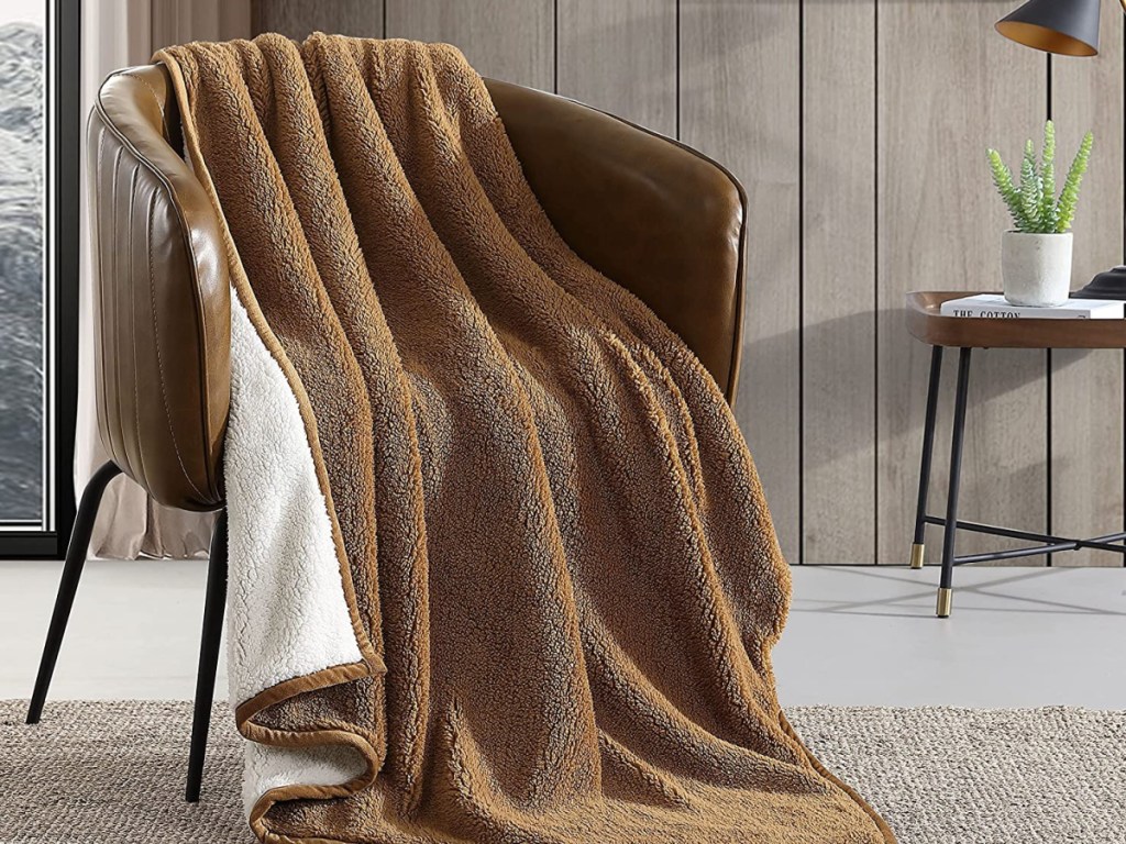 Eddie Bauer Sherpa Throw Blanket in solid brown