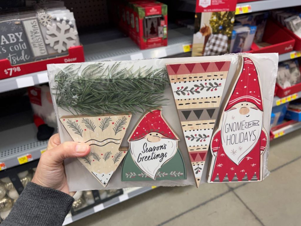 Holiday Time Gnome Characters Tier Tray Decor Set