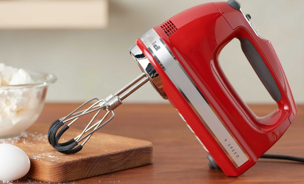 Kitchenmaid beater in red