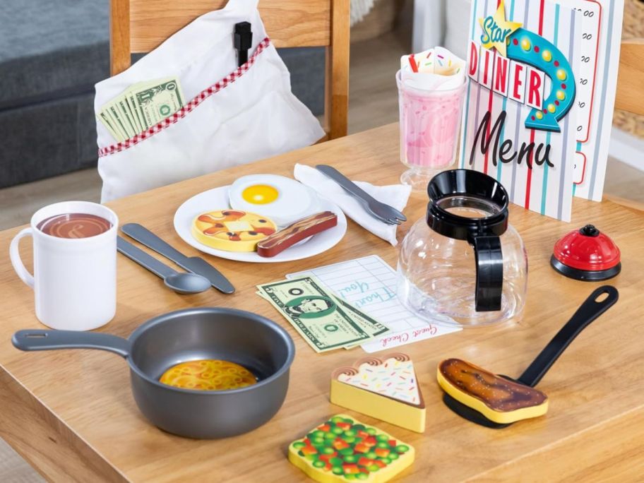 Melissa & Doug Star Diner Restaurant 41-Piece Play Set