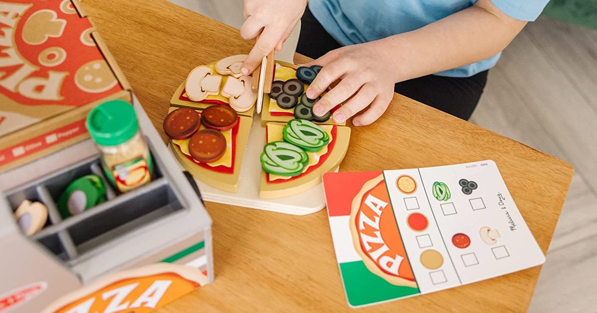 Melissa and Doug Pizza Counter Play Set 