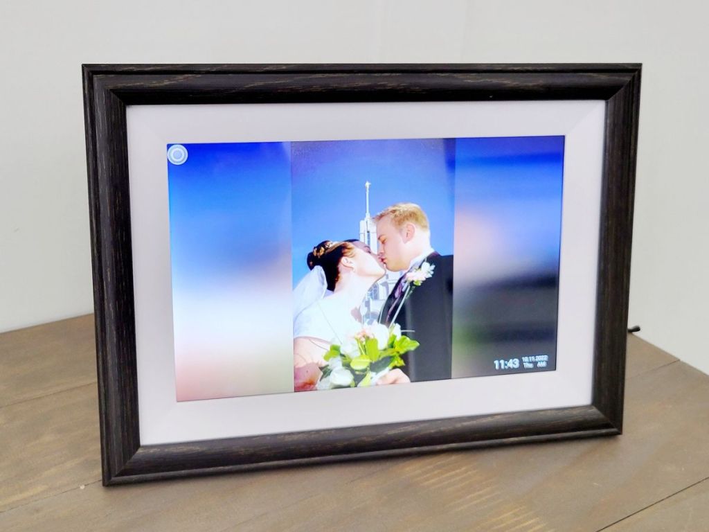 WiFi Digital Picture Frame Only 69.99 Shipped on Amazon (Family Can