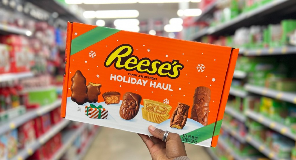 Reese’s 3-Pound Holiday Haul Box