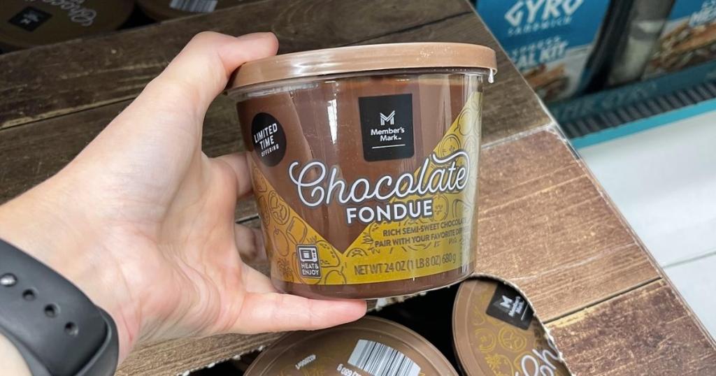 New Sam's Club Dips | Chocolate Fondue & Raspberry Chipotle Flavors