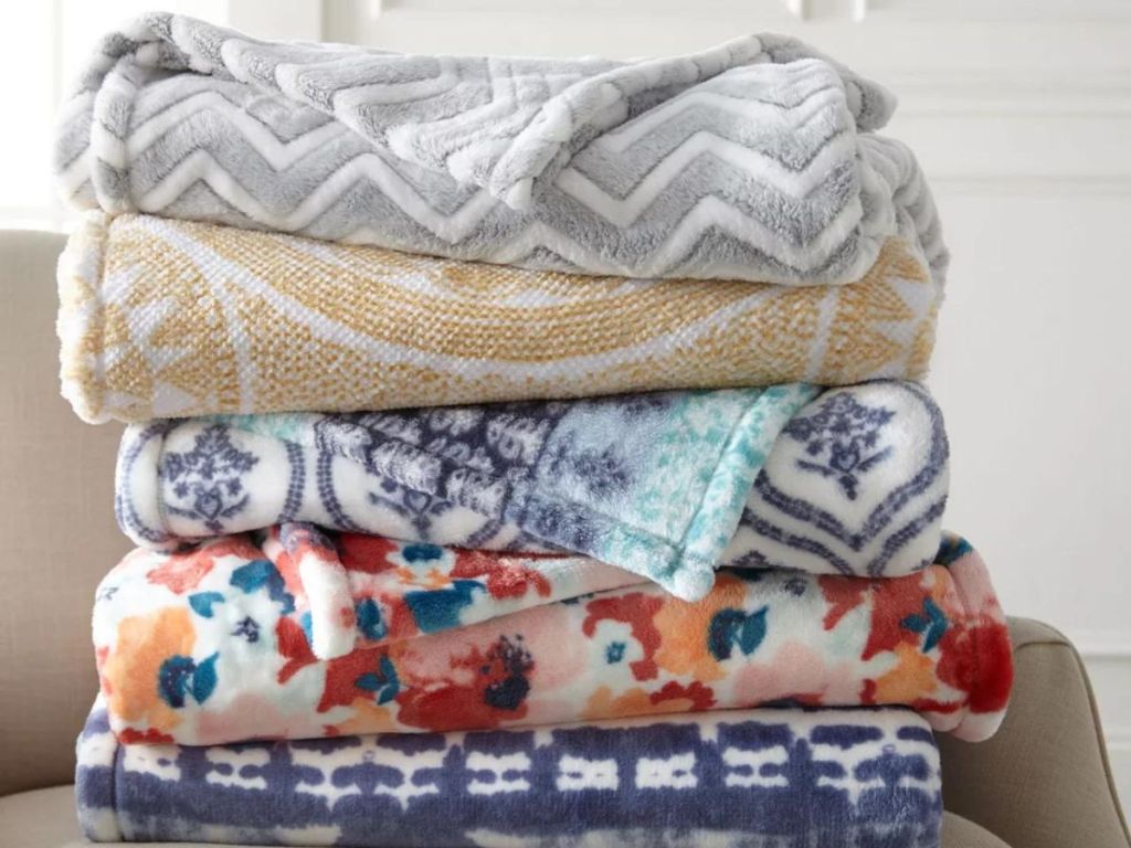 Sam's Club Throw Blankets from 9.98 & Barefoot Dreams Lookalike Just