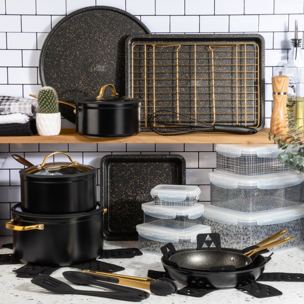 Thyme & Table 32-Piece Cookware & Bakeware Nonstick Set