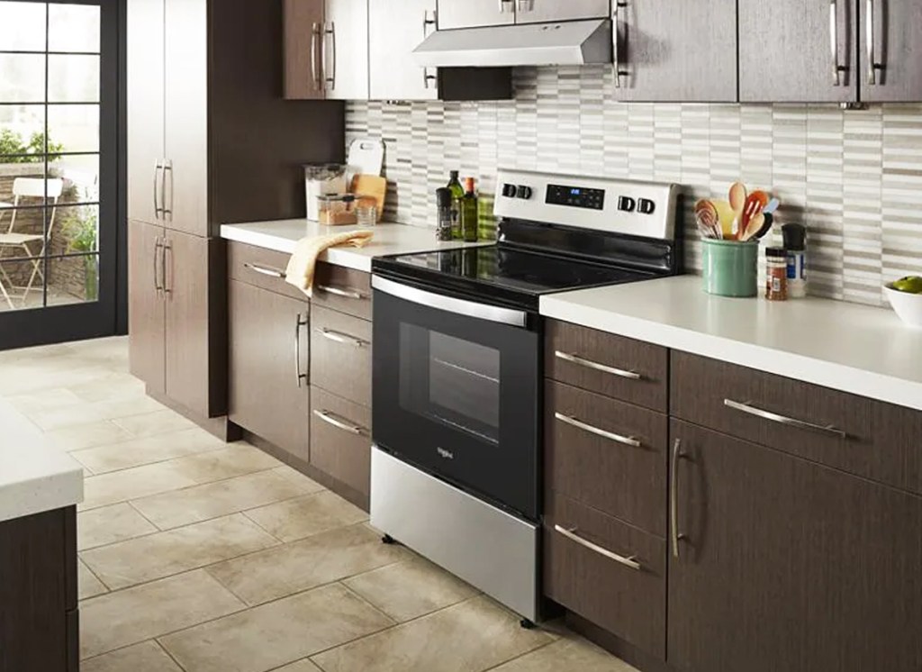 Lowe’s Major Appliance Sale | Up to $750 OFF + Free Delivery! | Hip2Save