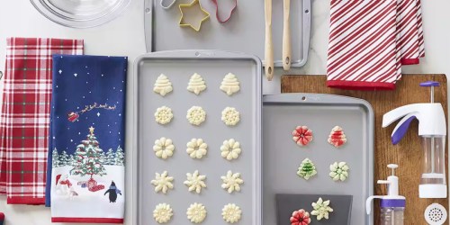 Wilton Recipe Right 3-Piece Cookie Pan Set Only $9.99 After JCPenney Rebate (Regularly $28)