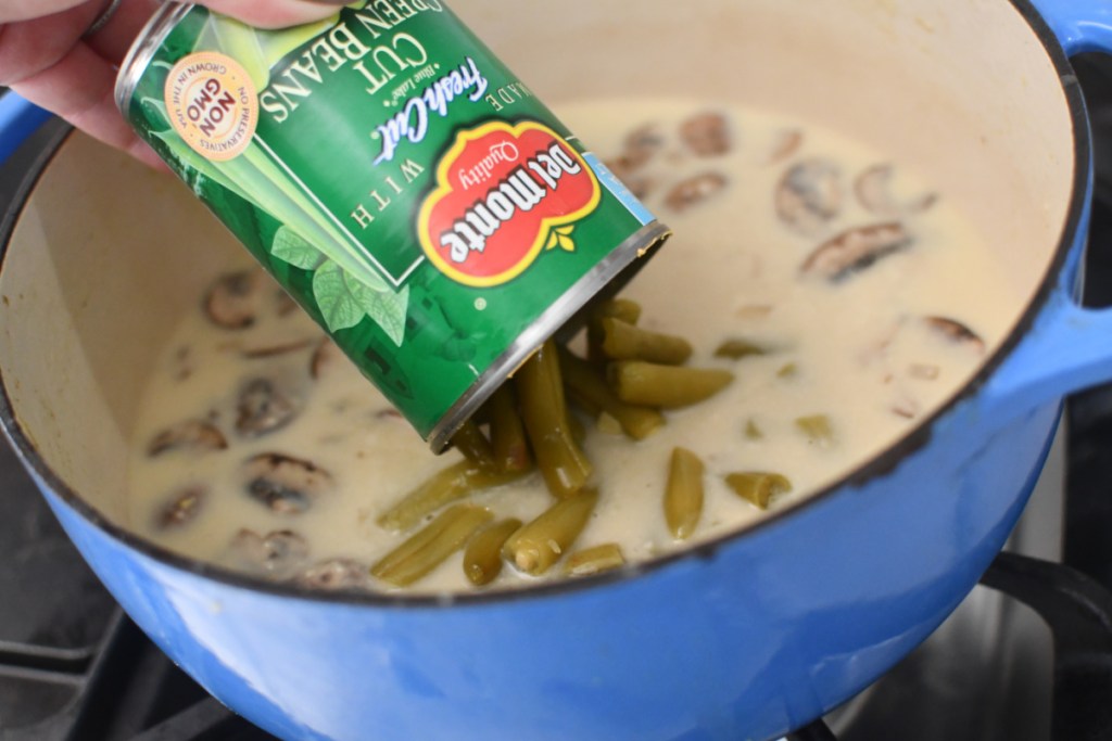 adding green beans to soup