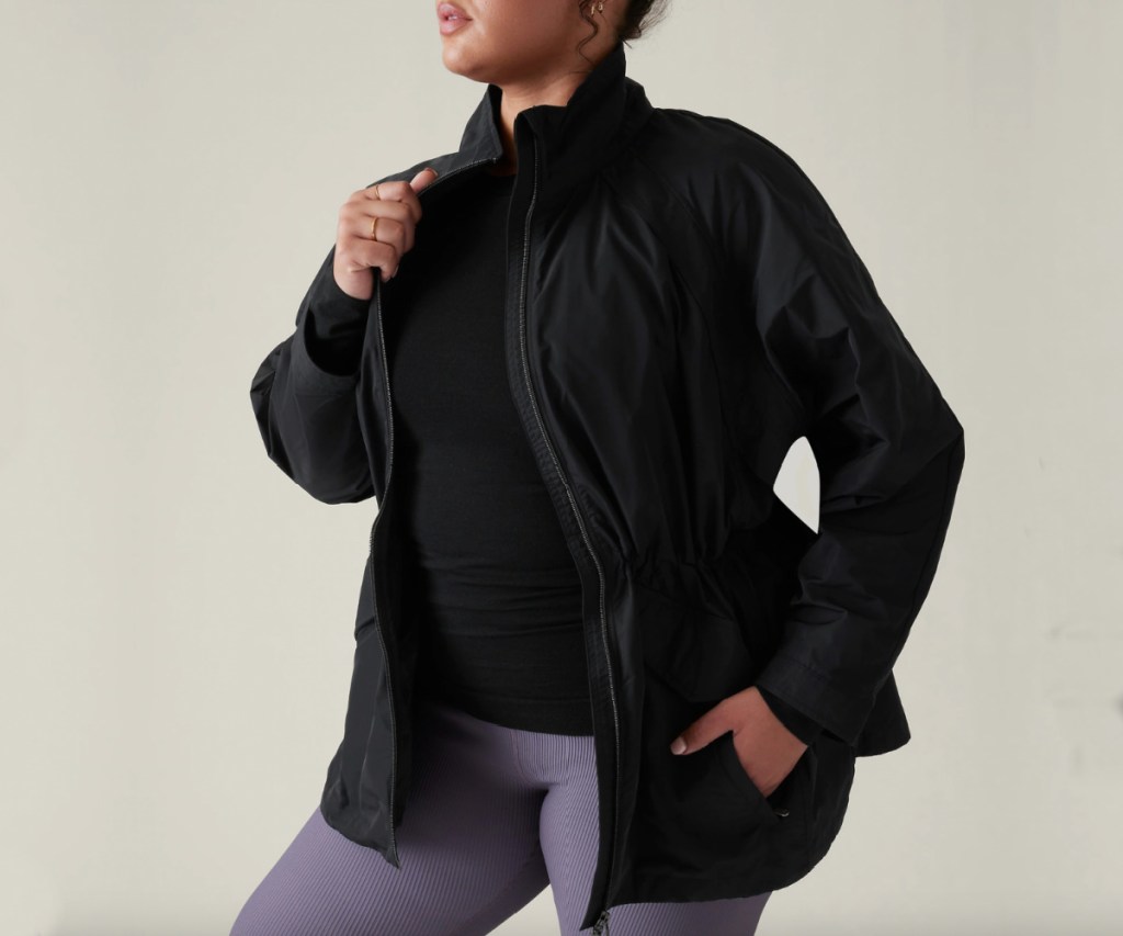 woman wearing black jacket