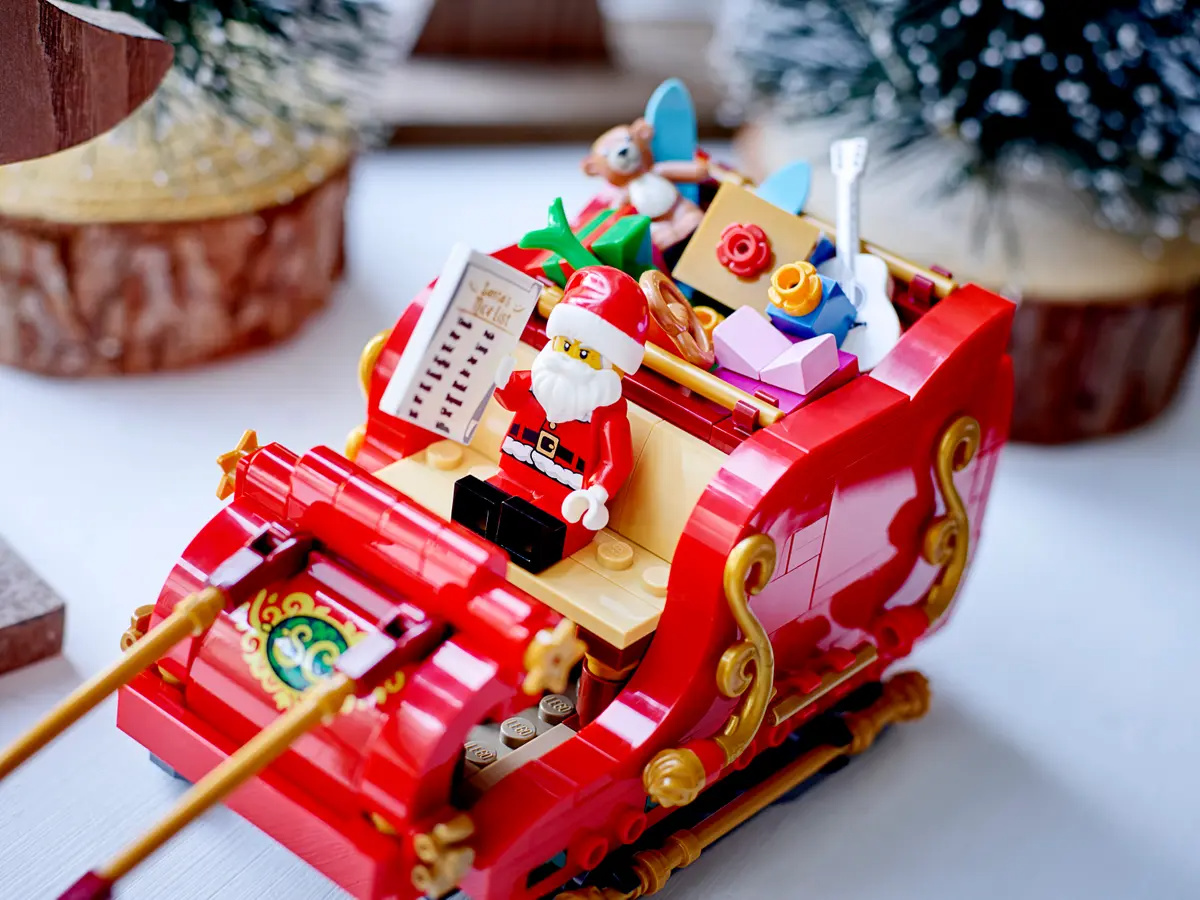 Santa’s Sleigh LEGO Set Just $25.63 on Walmart.com | May Sell Out!