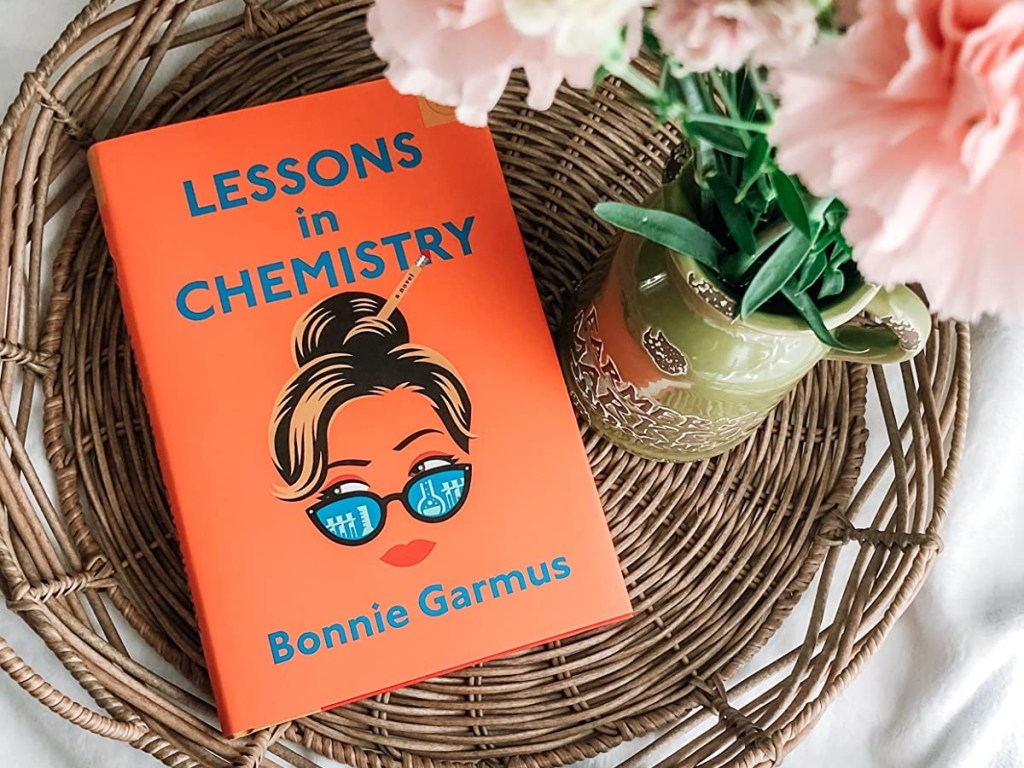 lessons-in-chemistry-1 أفضل 10 كتب مبيعًا على أمازون حاليًا