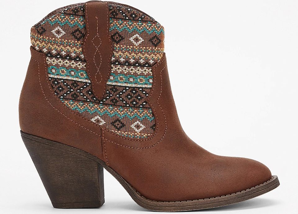 Maurices hotsell cowboy boots