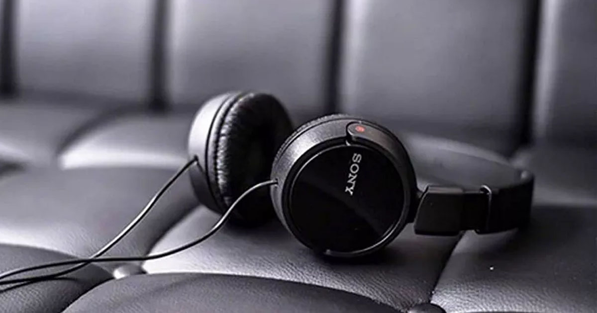 Sony Headphones Only $9.99 on Amazon or BestBuy.com | Over 71,000 5-Star Reviews