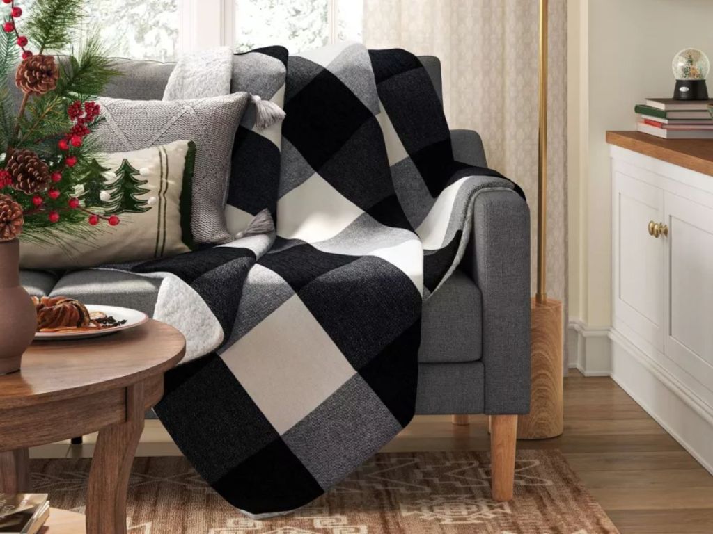 Threshold Woven Chenille Throw Blanket with Sherpa