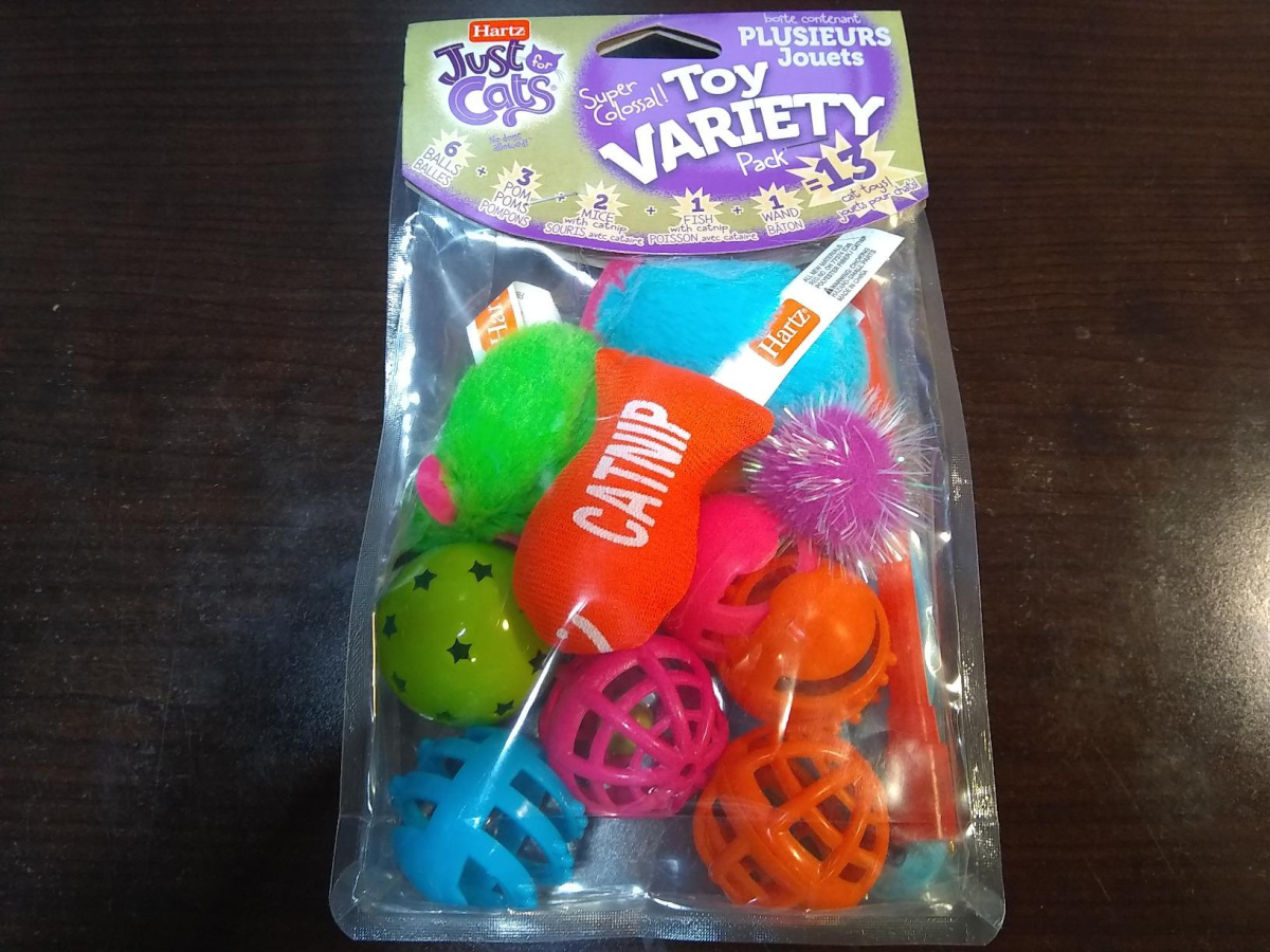 Cat Toy Variety Pack is one of the best amazon stocking stuffers for pets