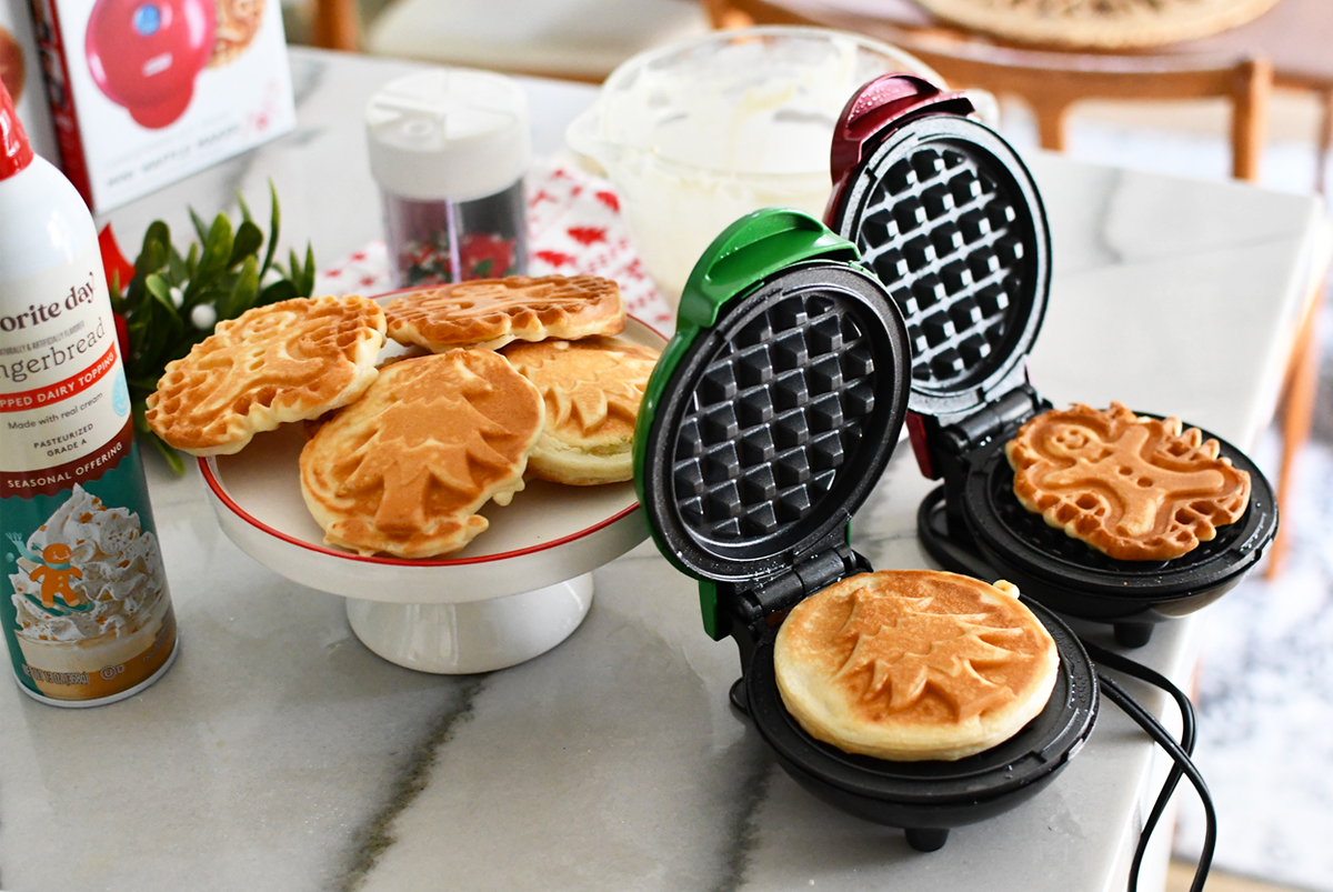 christmas waffle maker