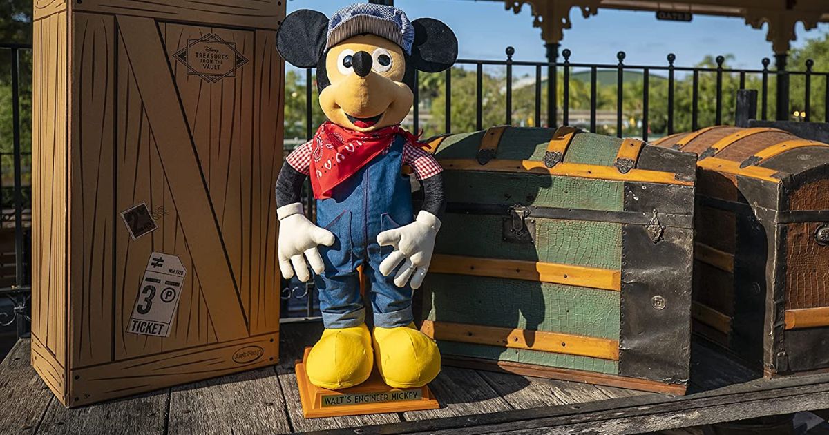 amazon exclusive walt's engineer mickey plush