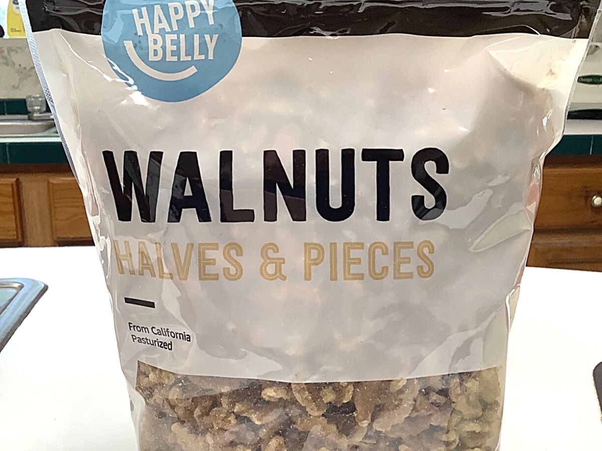 Happy Belly Walnuts Halves and Pieces