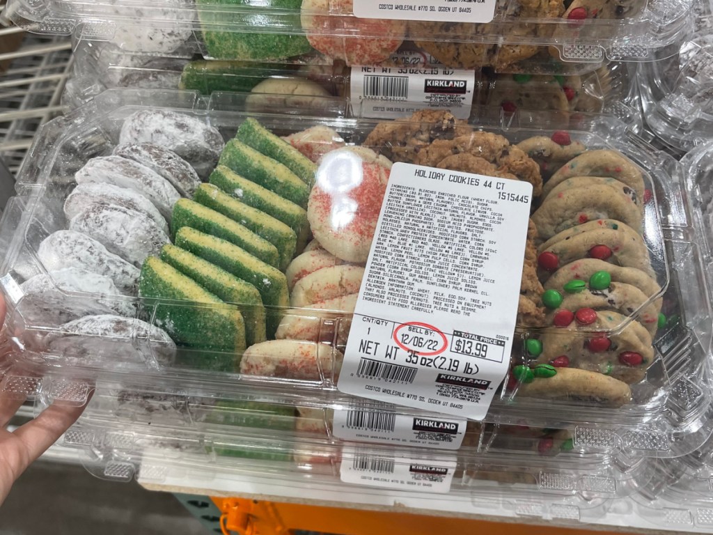 Costco Holiday Treats Assorted Cookies 44 Count Mini Gingerbread costco-holiday-treats-assorted-cookies-44-count-mini-gingerbread