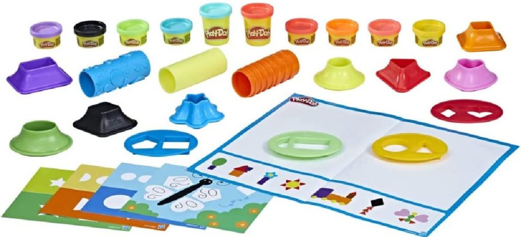 Play-Doh preschool set with playmats, tools and cans of Play-Doh