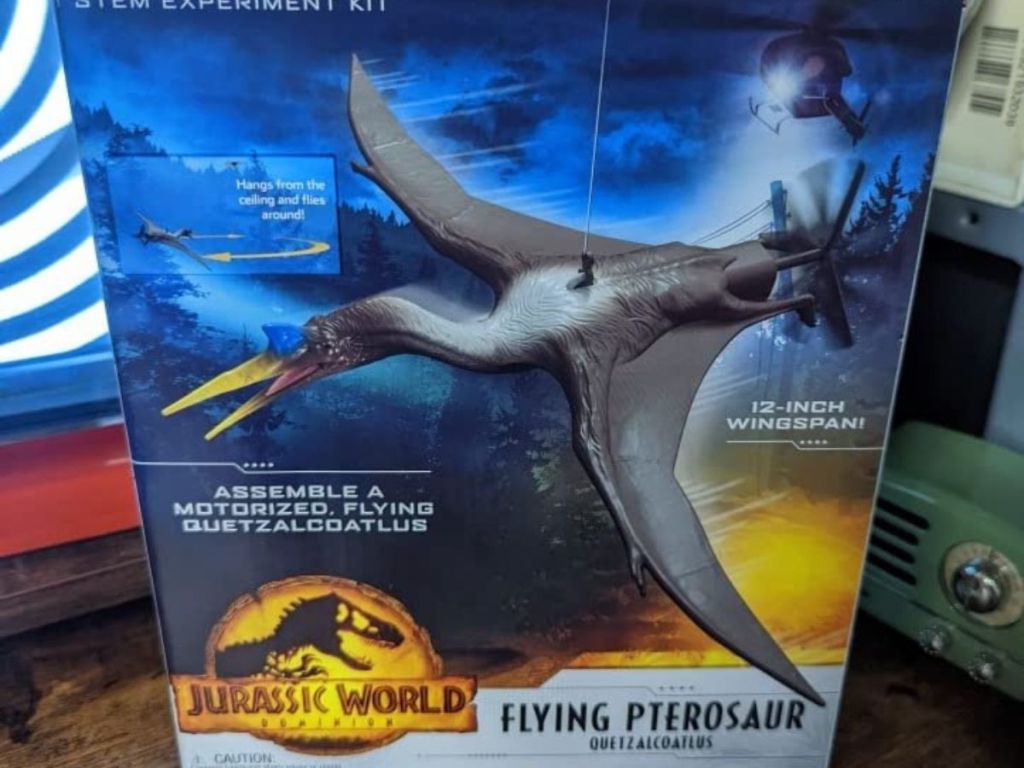 box of Jurassic World Flying Pterosaur