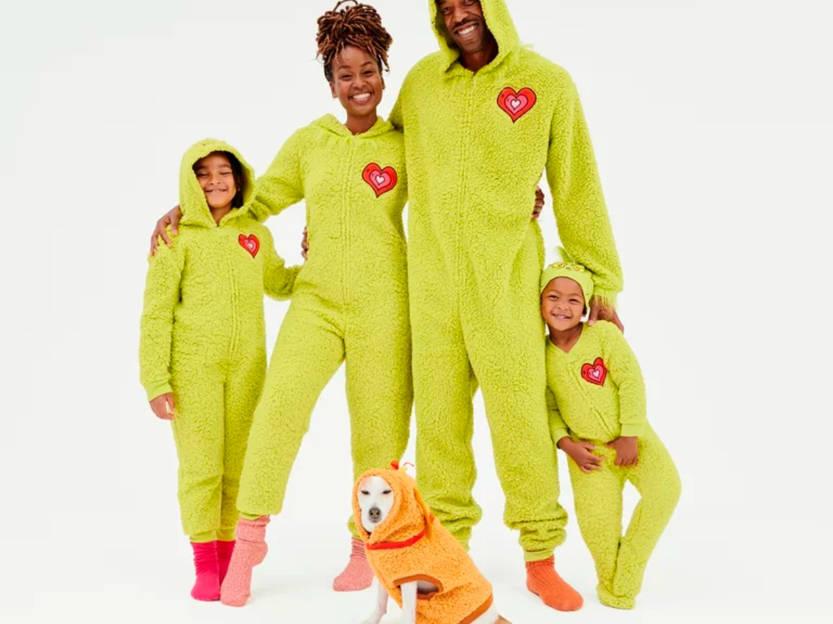 CUTE The Grinch Matching Family Pajamas on Walmart.com (There’s Even One for the Dogs!)