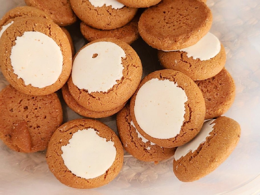 iced molasses archway cookies